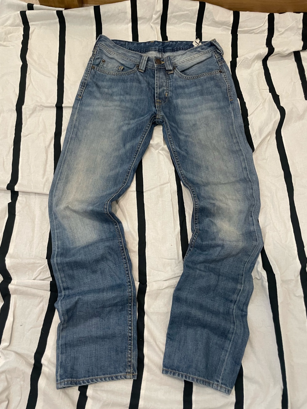 Buffalo Men's Slim Straight Medium Light Blue Washed Jeans